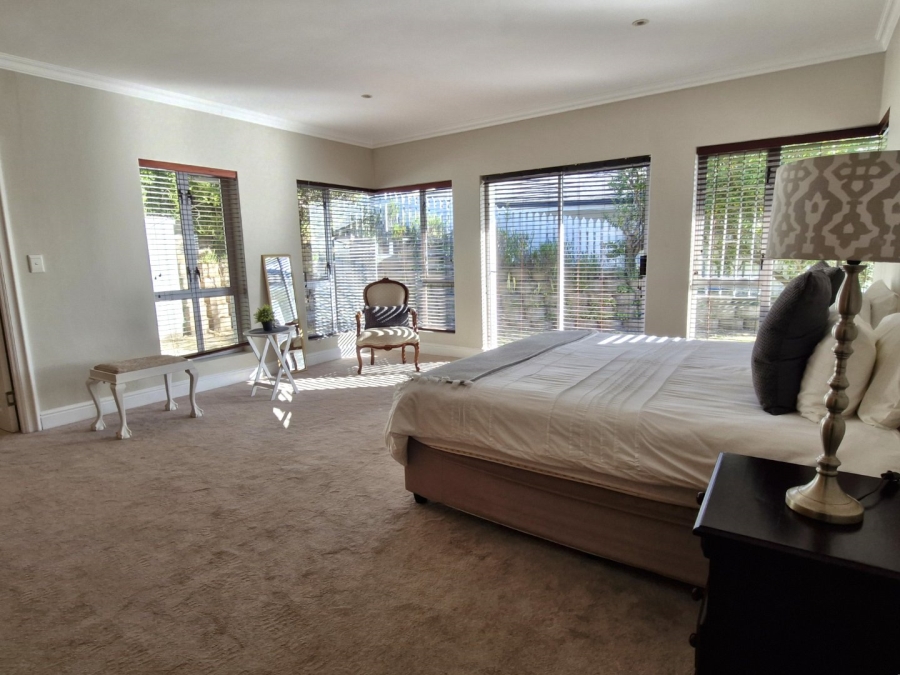 4 Bedroom Property for Sale in Pezula Golf Estate Western Cape